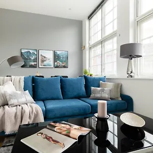https://modern-and-spacious-3-bed-apt-next-to-the-shard.cambridgehotelsuk.com