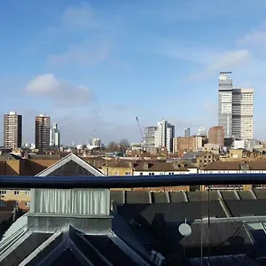 https://the-maltings-tower-bridge-apartment.brighton-hotels-england.com